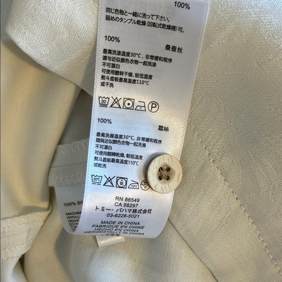 Tommy Bahama Beige Floral Men's Shirt | 100% silk | XL - Picture 7 of 7